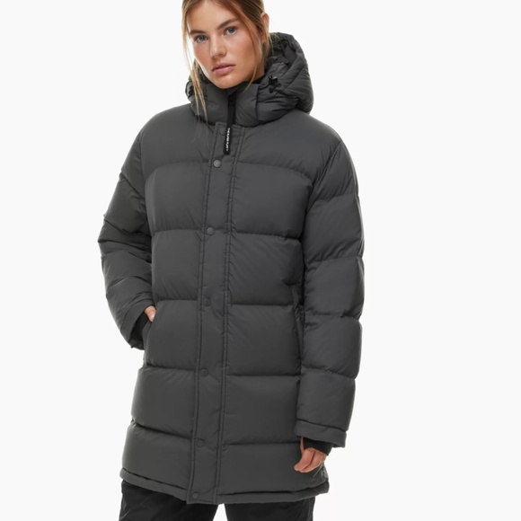 Aritzia Jackets & Blazers - [SOLD] Aritzia The Super Puff Mid